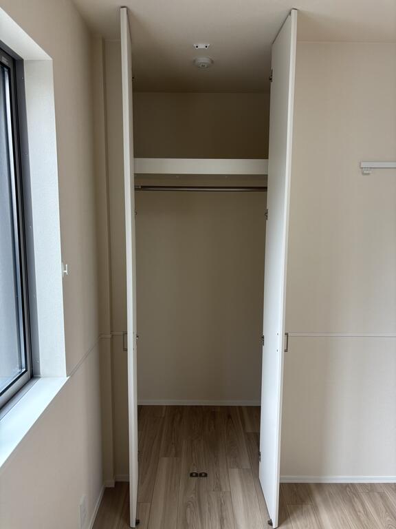 収納　※別号室の参考写真となります。