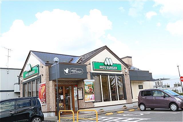 飲食店　モスバーガー秋田広面店（飲食店）まで30m