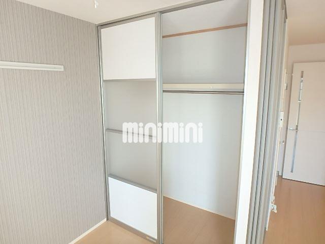 収納　荷物の整理出来ますね。