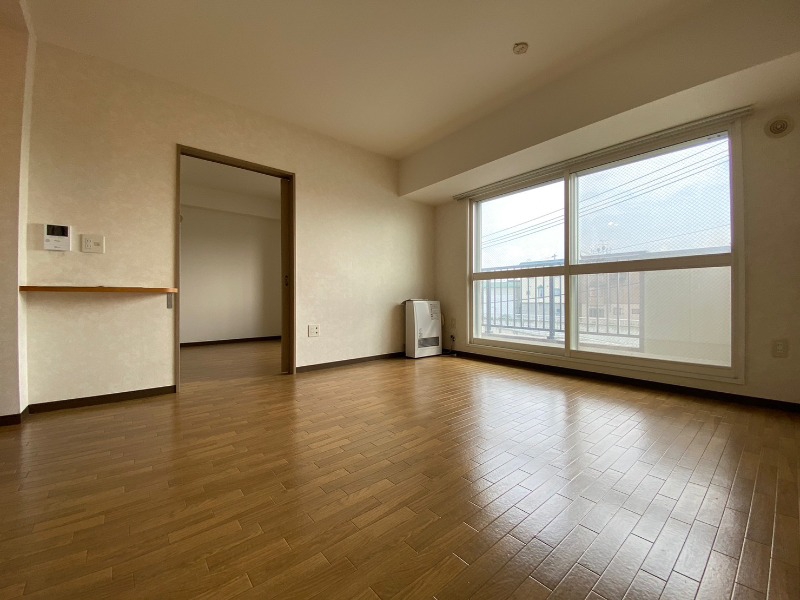 居室・リビング　広くてキレイなお部屋が広がっていて、充実した生活が送れそう