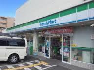 コンビニ　ファミリーマート東淀川大桐一丁目店（コンビニ）まで414m