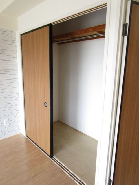 収納　★コンビニが近く便利なお部屋です★