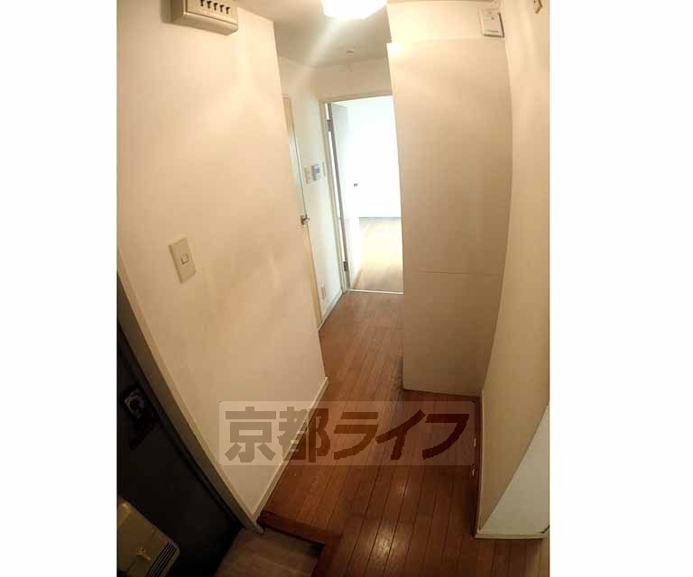 その他部屋・スペース　キレイな廊下です。