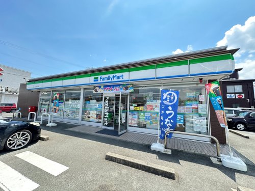コンビニ　ファミリーマート 津久居北口店（コンビニ）まで166m
