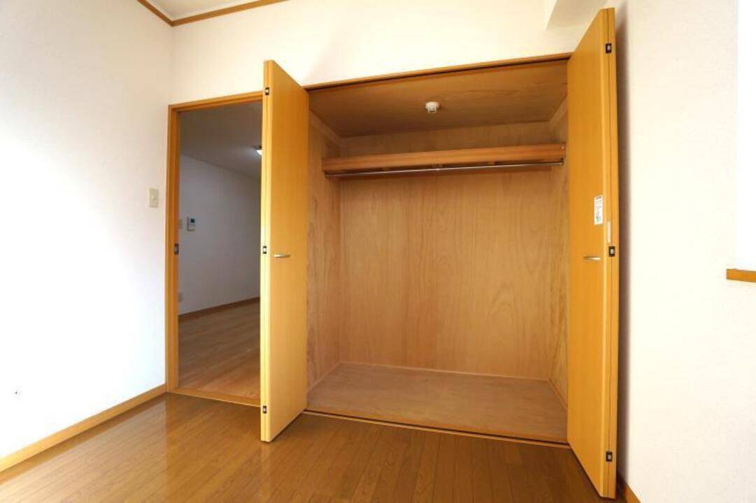 収納　クローゼット