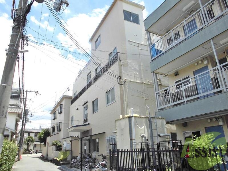 寿マンションの外観写真