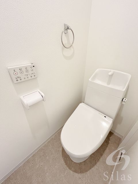 阪急千里線 豊津駅 徒歩4分 3階建 築1年のトイレ写真