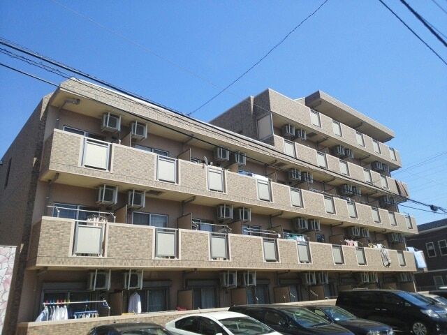 ラヴィアンローズの外観写真