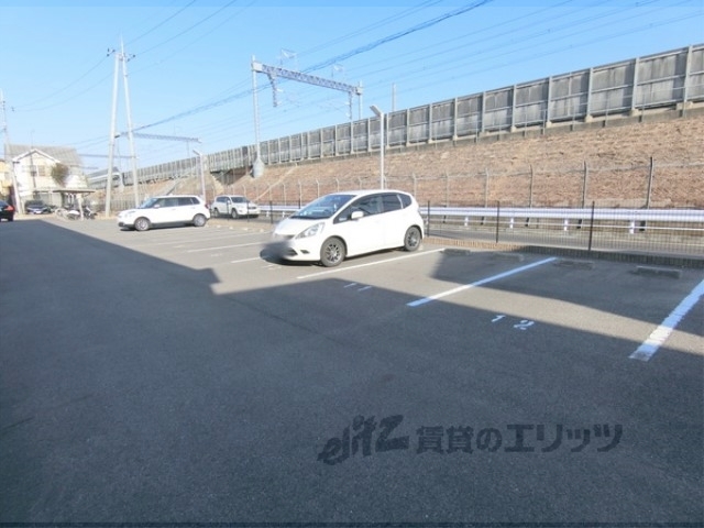 【レオネクスト源Ｇｅｎの駐車場】