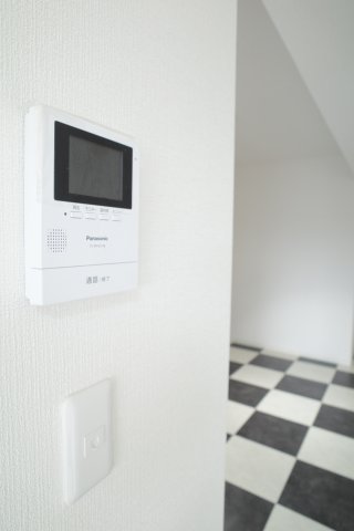 セキュリティ　ＴＶモニターフォンで不審者はシャットアウト！