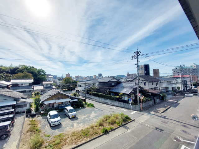 【松山市山越のマンションの眺望】