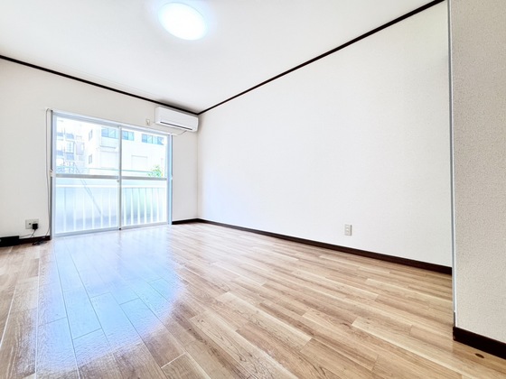 居室・リビング　リビング