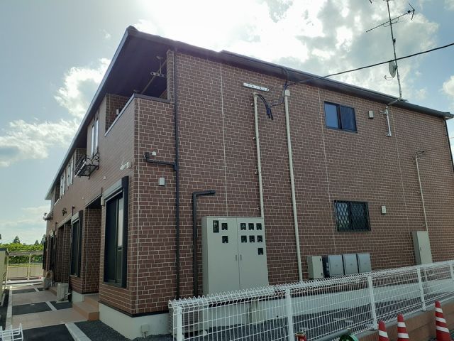 【南相馬市鹿島区西町のアパートの建物外観】