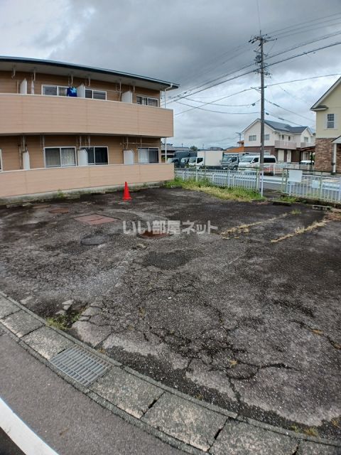 【コーポ平成Iの駐車場】