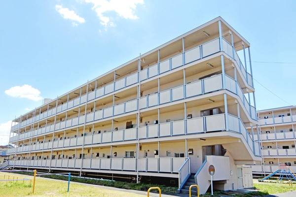 ビレッジハウス城陽3号棟の建物外観