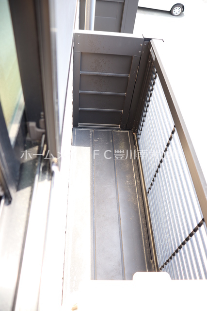 バルコニー　同型別部屋写真