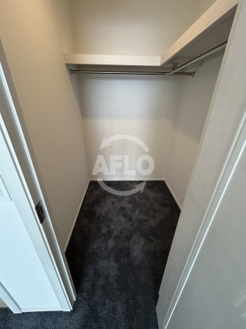 収納　Brillia Tower堂島　ウォークインクローゼット