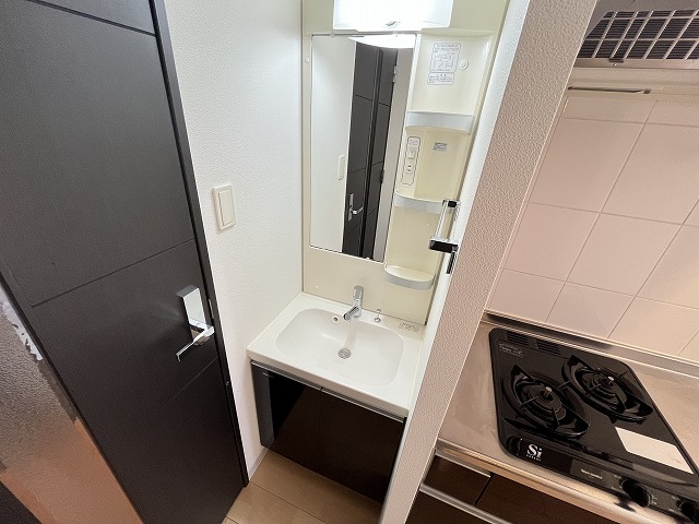 洗面設備　使いやすい洗面所です