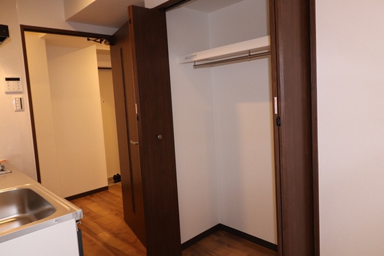 収納　※別号室の写真です