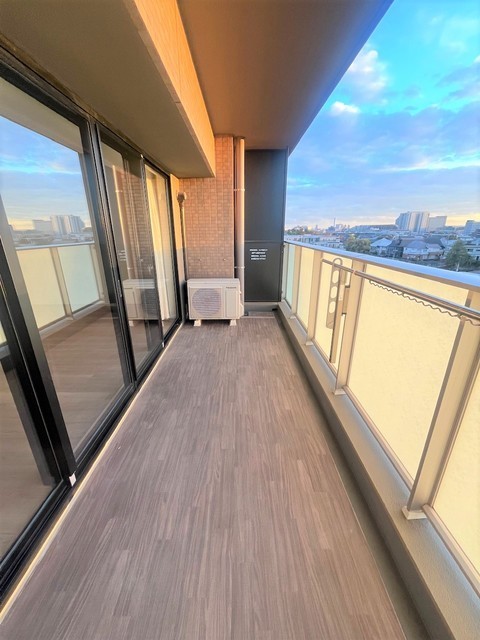 バルコニー　バルコニー