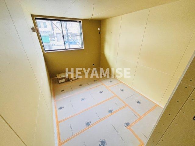 その他部屋・スペース　建築途中のお部屋の写真となります。
