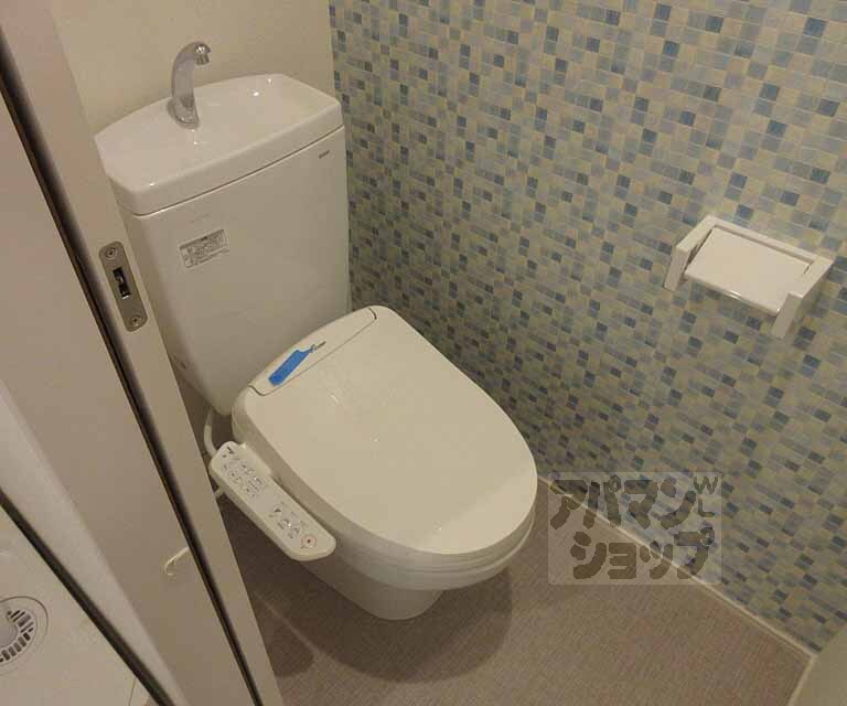 トイレ　清潔感のあるトイレです