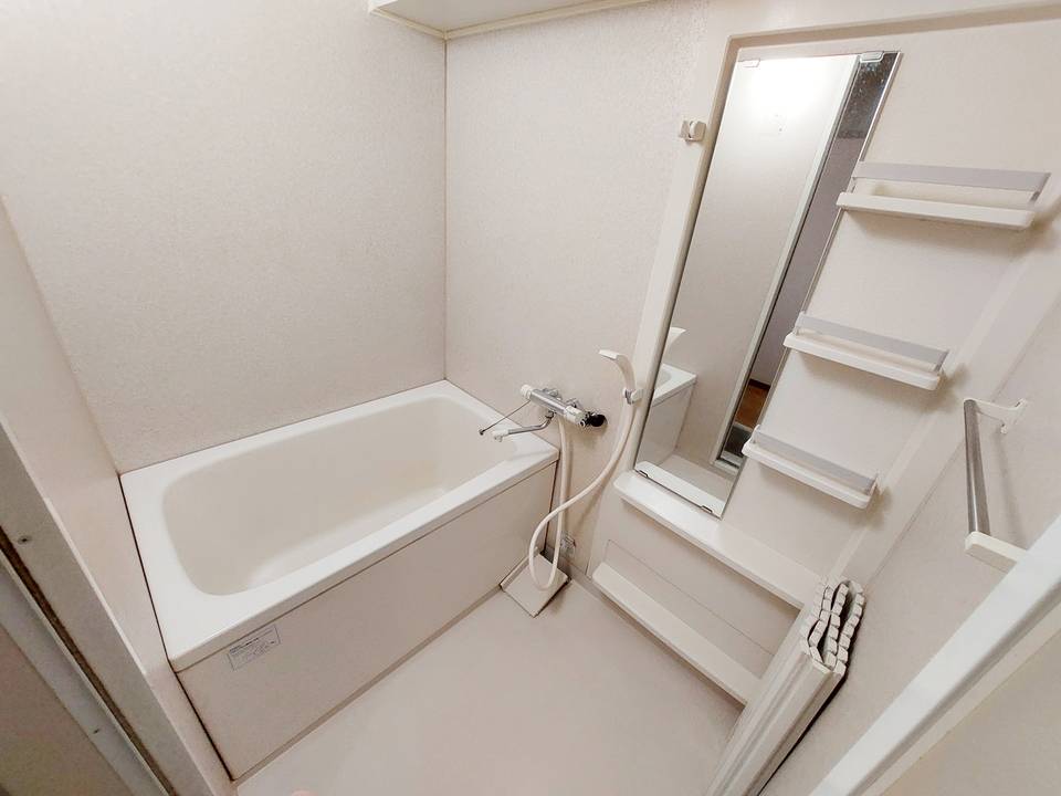 バス・シャワールーム　浴室