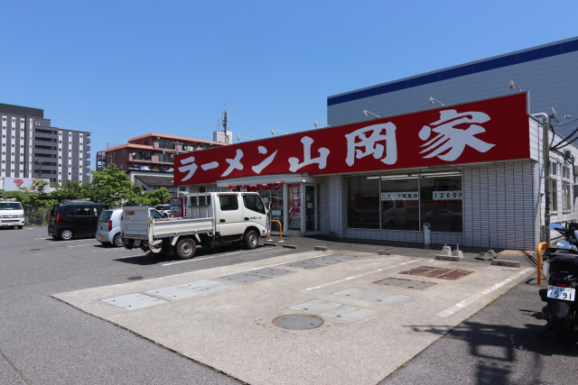 飲食店　ラーメン山岡家　千葉中央区店（飲食店）まで400m