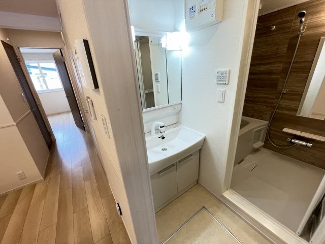 洗面設備　洗面・脱衣