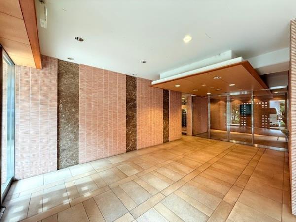 エントランス　毎日通るエントランスはこのようになっています