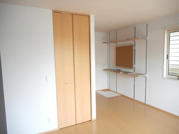 居室・リビング　明るい室内！