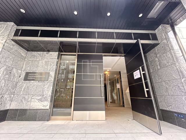 エントランス　プレサンス堺筋本町エグゼブラン　エントランス