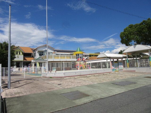 幼稚園・保育園　白百合保育園（幼稚園・保育園）まで180m