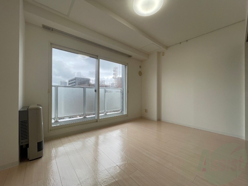 居室・リビング　広くてキレイなお部屋が広がっていて、充実した生活が送れそう。