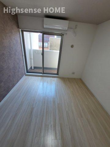 居室・リビング　広々とした洋室です