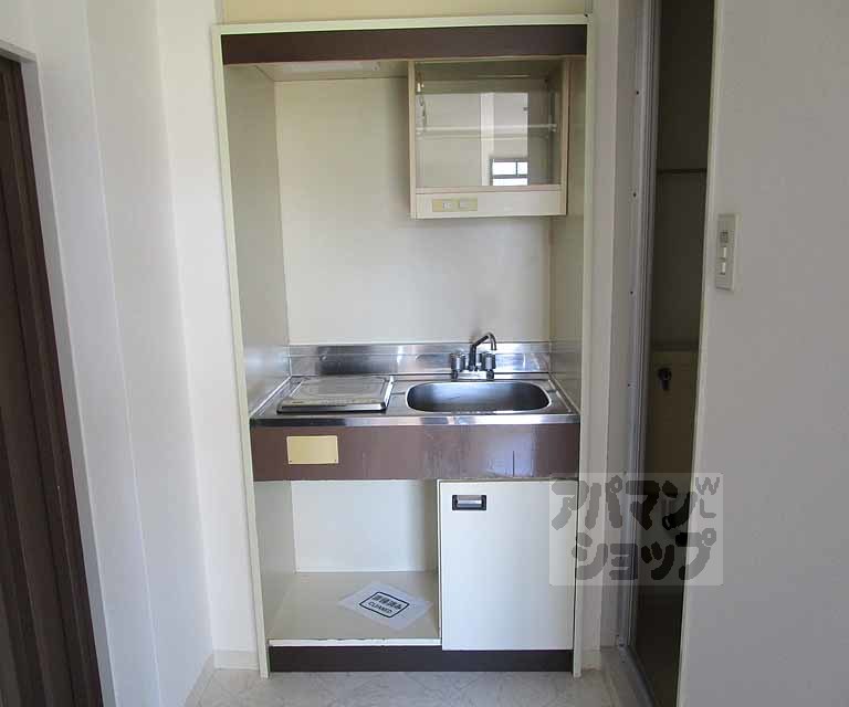 キッチン　３０５号室の写真です。