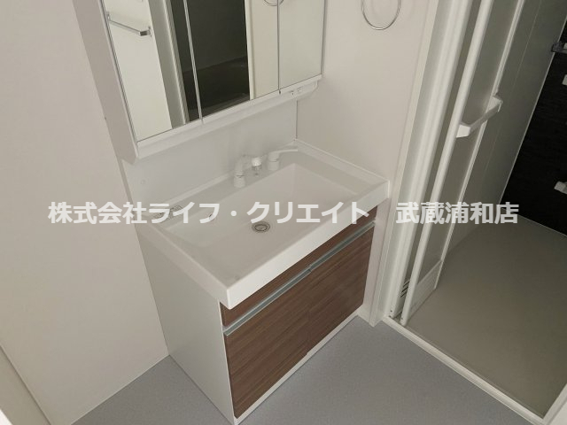 洗面設備　別号室の参考写真です。