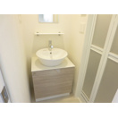 洗面設備　コンパクトで使いやすい洗面所
