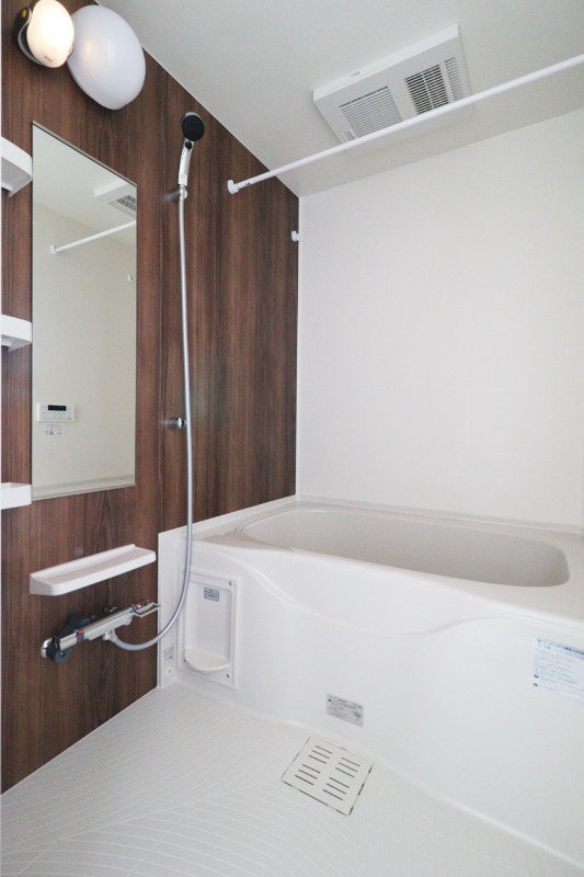 バス・シャワールーム　図面と現状に相違がある場合には現状を優先