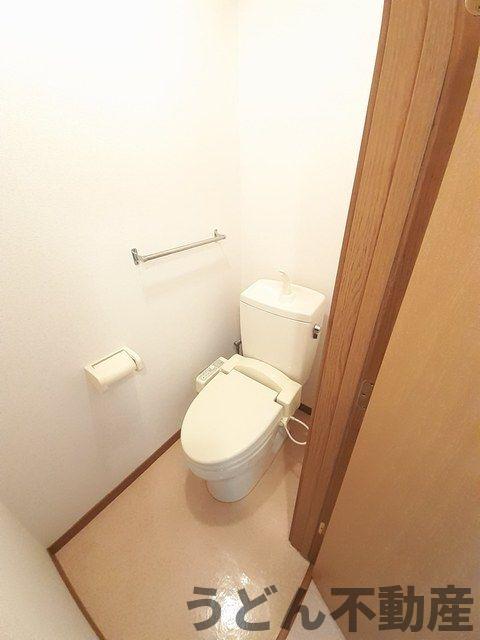 トイレ　うどん県のお部屋探しはうどん不動産へ うどんちゃんとLINE