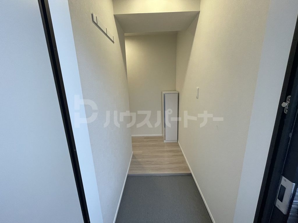 MELLAS北赤羽の玄関写真