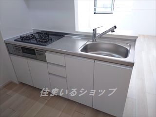 キッチン　２口コンロ・グリル付きシステムキッチン