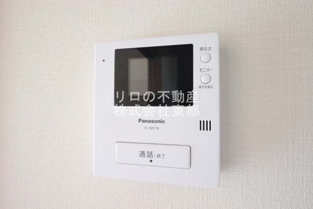 セキュリティ　ＴＶモニター付インターホンがあるので訪問者が一目でわかります