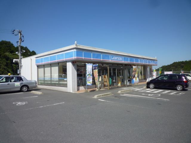 コンビニ　ローソン吉野花棚店（コンビニ）まで550m