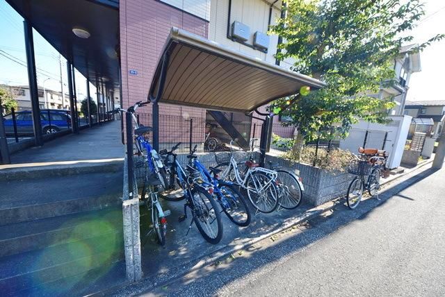 その他共有部分　屋根付き駐輪場