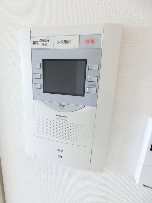 セキュリティ　モニター付きインターホン