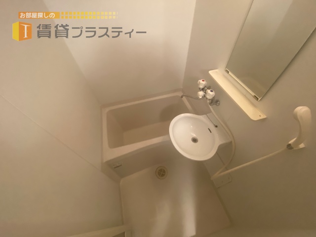バス・シャワールーム　お風呂で疲れを癒しましょう。