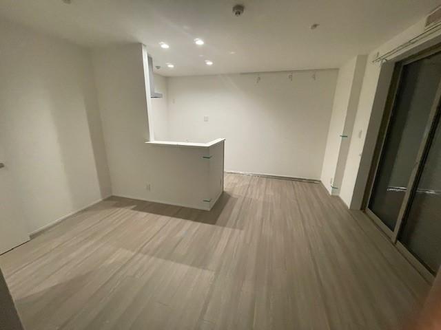 居室・リビング　カウンターキッチンのあるリビングです♪