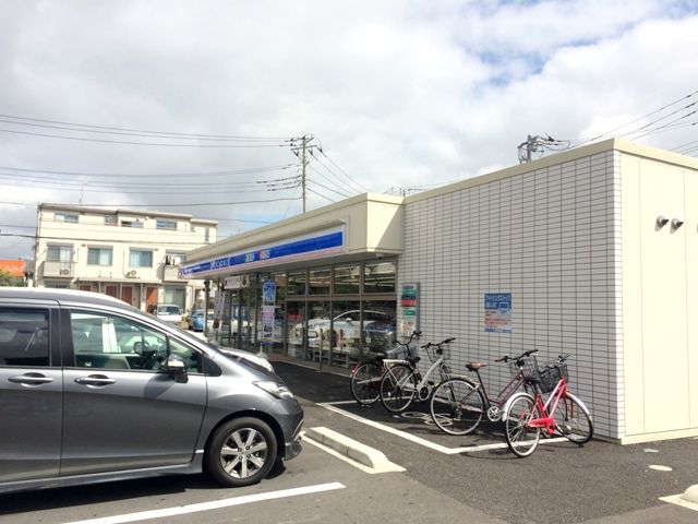 コンビニ　ローソン草加松江六丁目店（コンビニ）まで373m