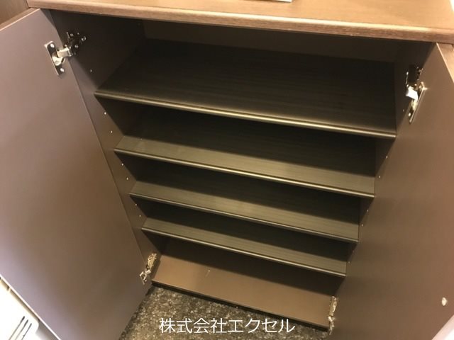 玄関　シューズボックス完備の玄関です。